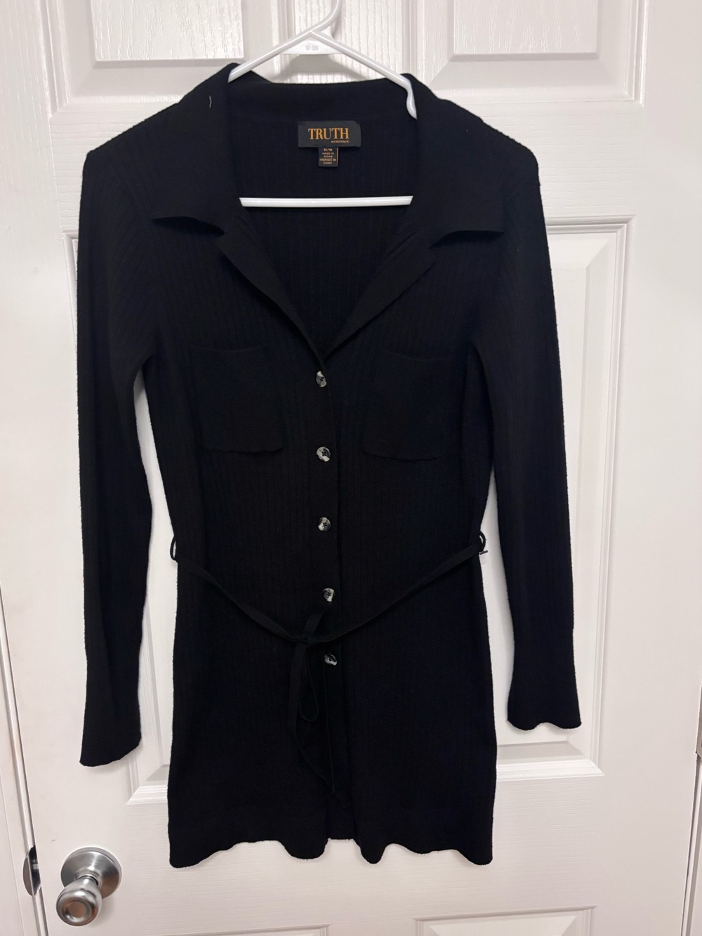 Truth Black Long Sleeve Button-Front Knit Dress/sweater